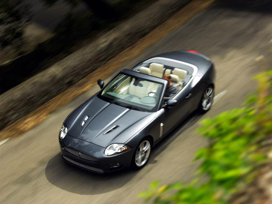  Jaguar XKR Convertible 2007 года  (фото 36 из 52)